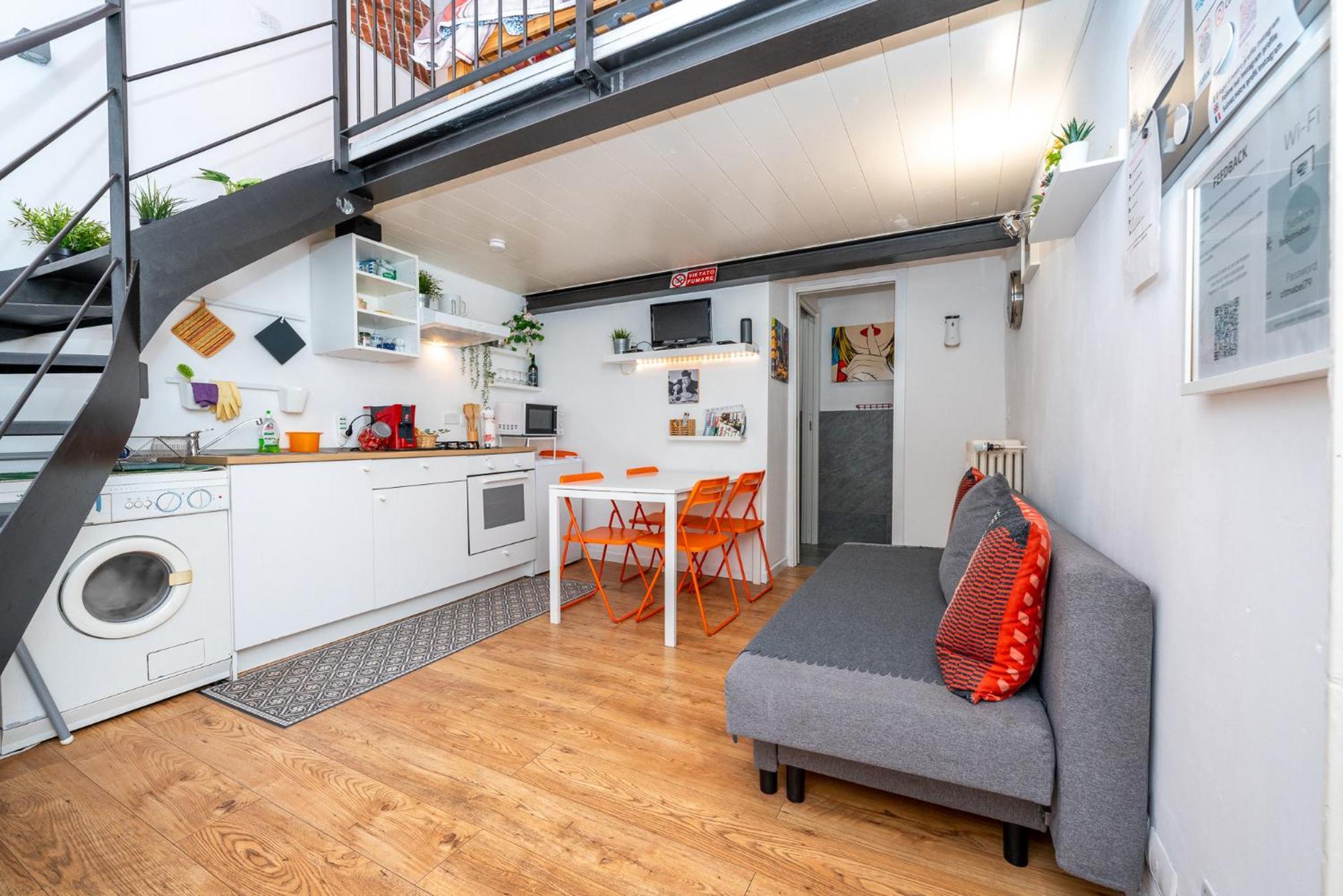 Stagabin Little Loft Near Porta Susa Station And Subway ตูริน ภายนอก รูปภาพ